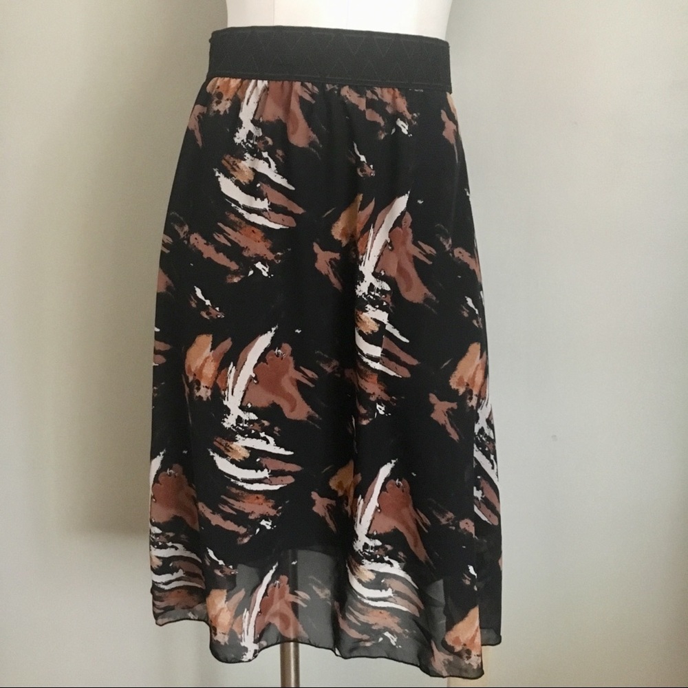 LuLaRoe Lola Skirt - Picture 2 of 7